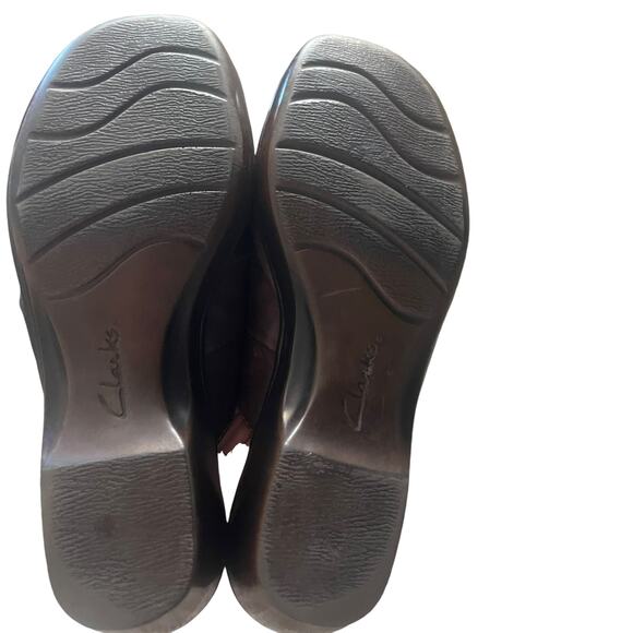 Clarks Women's Size 7 Brown Bendables Leather Slip On Clogs - Picture 9 of 9